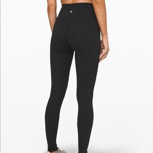 BLACK LULULEMON WUNDER UNDER LEGGINGS